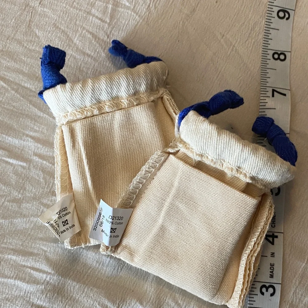 2 Louis Vuitton Cream Pouches with Blue Drawstrings - Picture 6 of 9